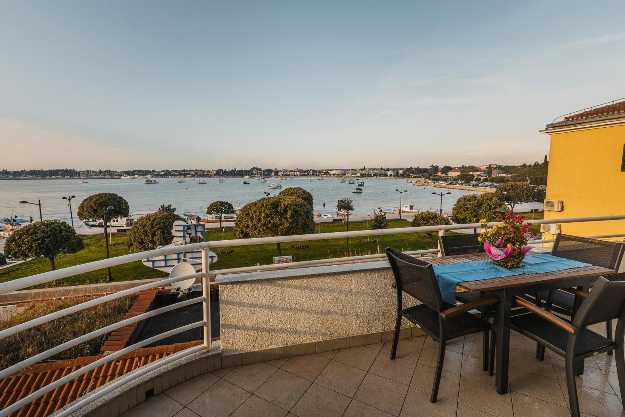 Bluemarine Apartment Umag Exterior photo