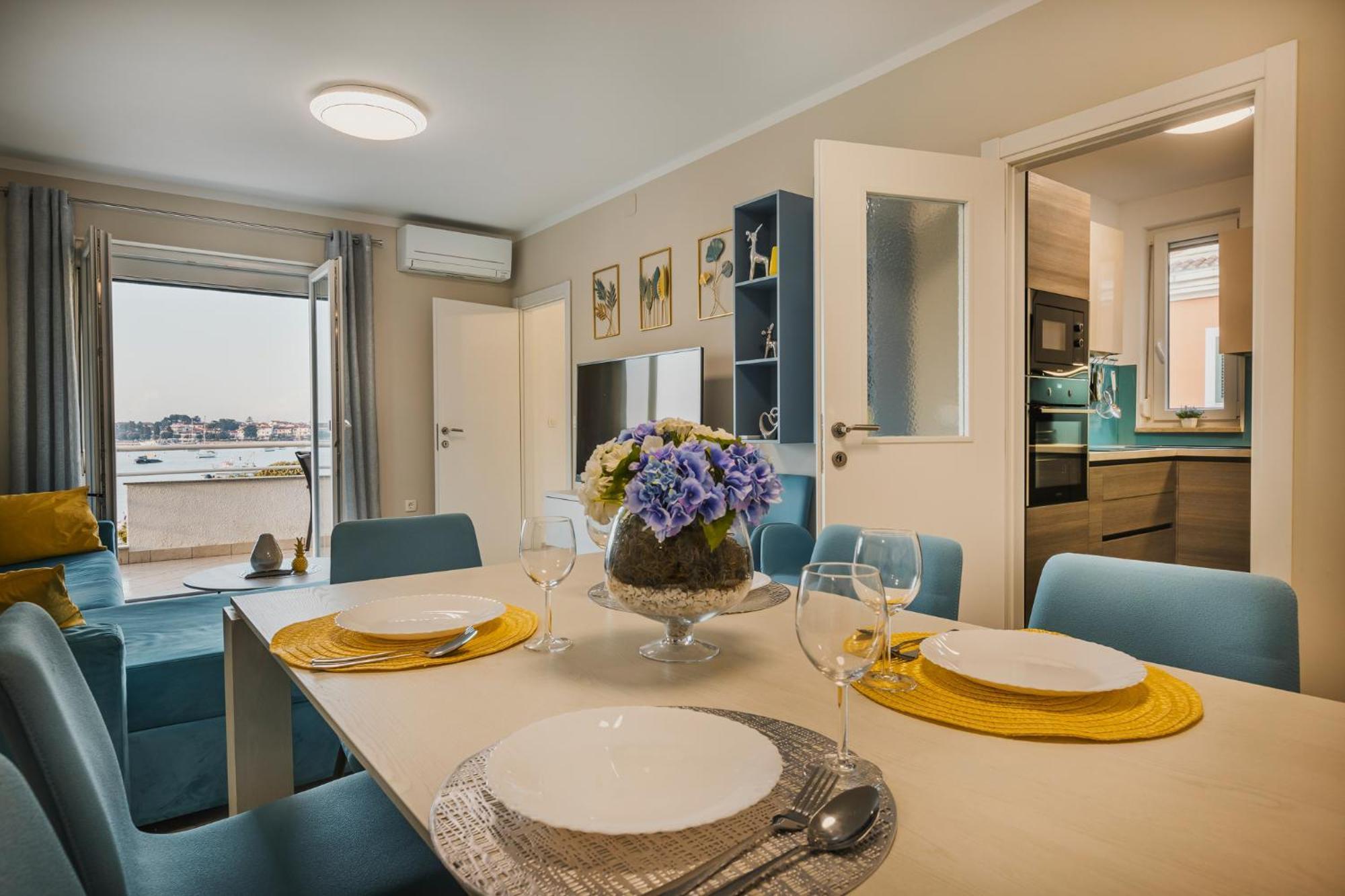 Bluemarine Apartment Umag Exterior photo